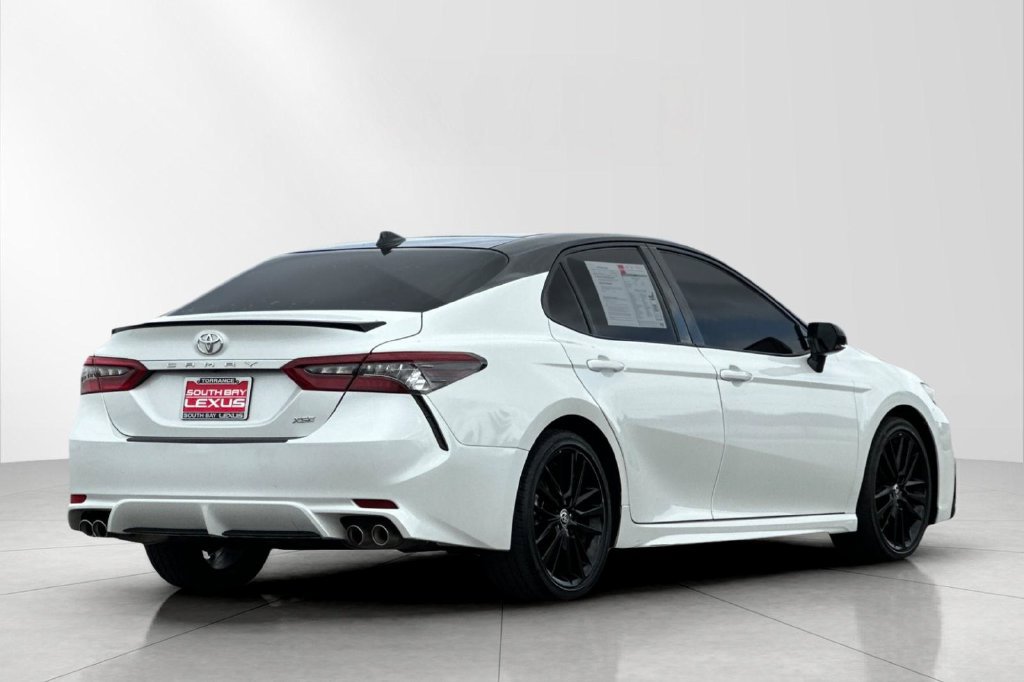 Used 2024 Toyota Camry XSE FWD image 6