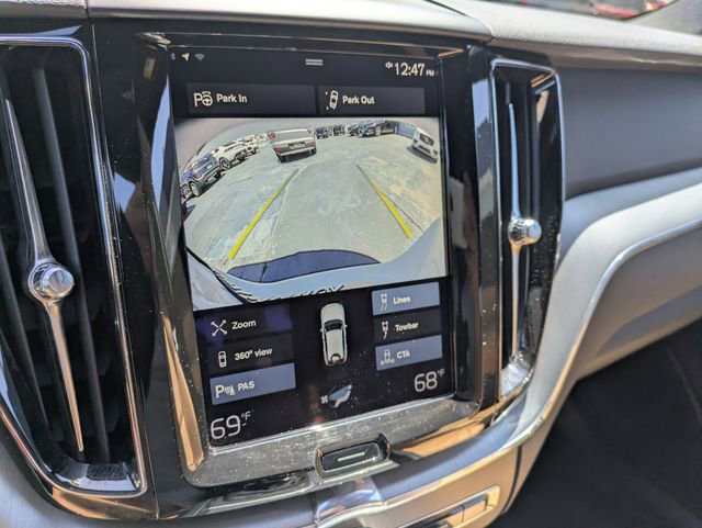 Used 2018 Volvo XC60 T5 Momentum w/ Advanced Package image 22