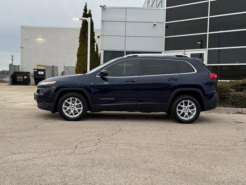 Used 2016 Jeep Cherokee Latitude image 6