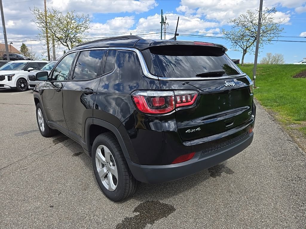Used 2019 Jeep Compass Latitude w/ Popular Equipment Group AWD/4WD image 6
