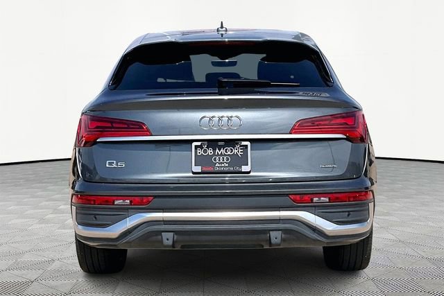 Used 2022 Audi Q5 2.0T Prestige w/ Prestige Package image 4