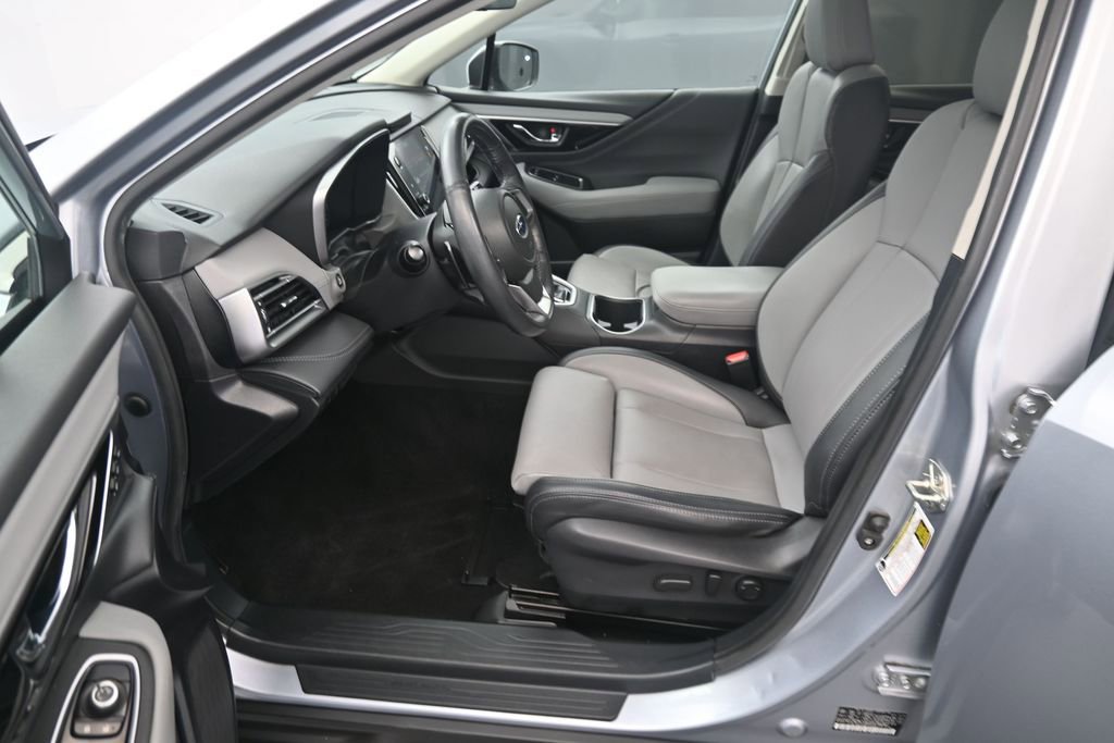 Used 2020 Subaru Outback Limited w/ Popular Package #2 AWD/4WD image 16