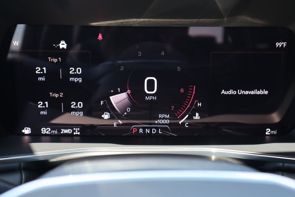 New 2026 GMC Canyon Elevation w/ Convenience Package image 4