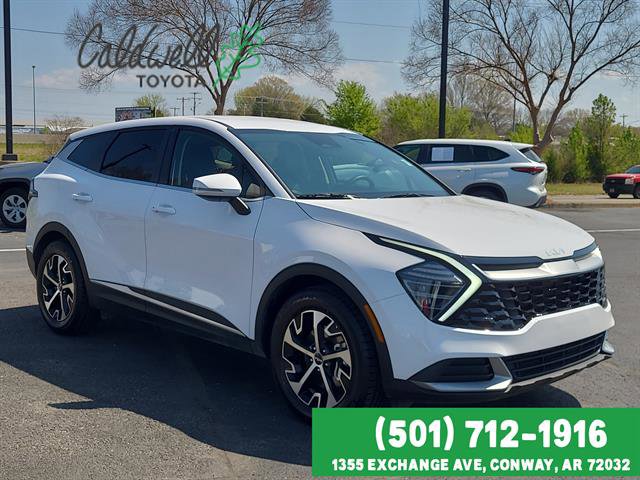 Used 2025 Kia Sportage EX image 3