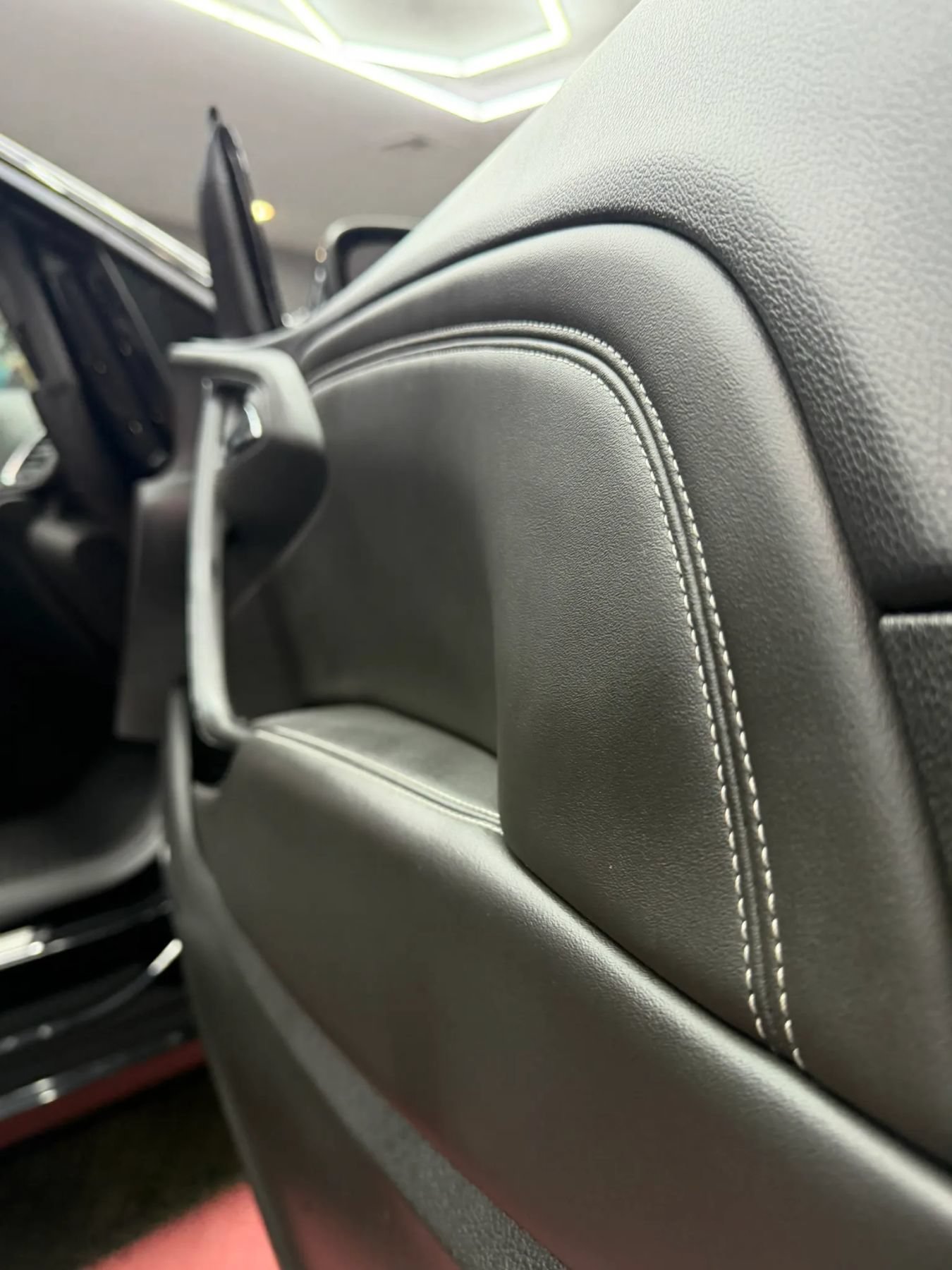 Used 2019 Buick Cascada Premium FWD image 27