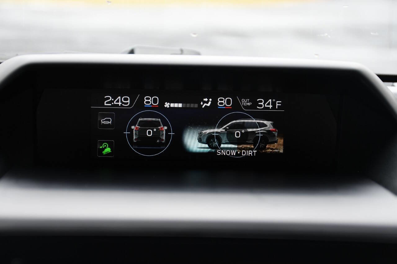 Used 2022 Subaru Forester Wilderness w/ Wilderness Package AWD/4WD image 32