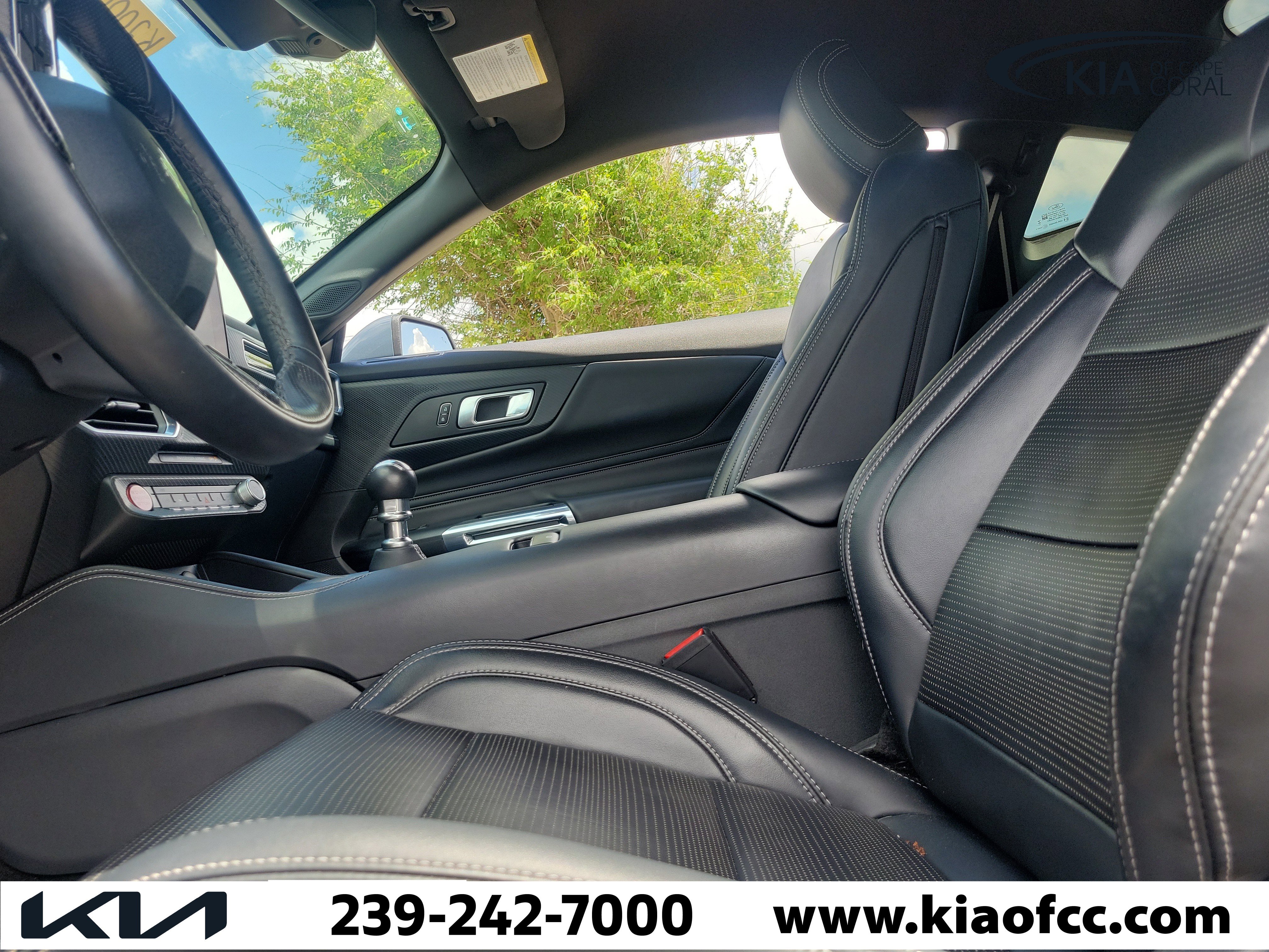 Used 2025 Ford Mustang GT Premium RWD image 18