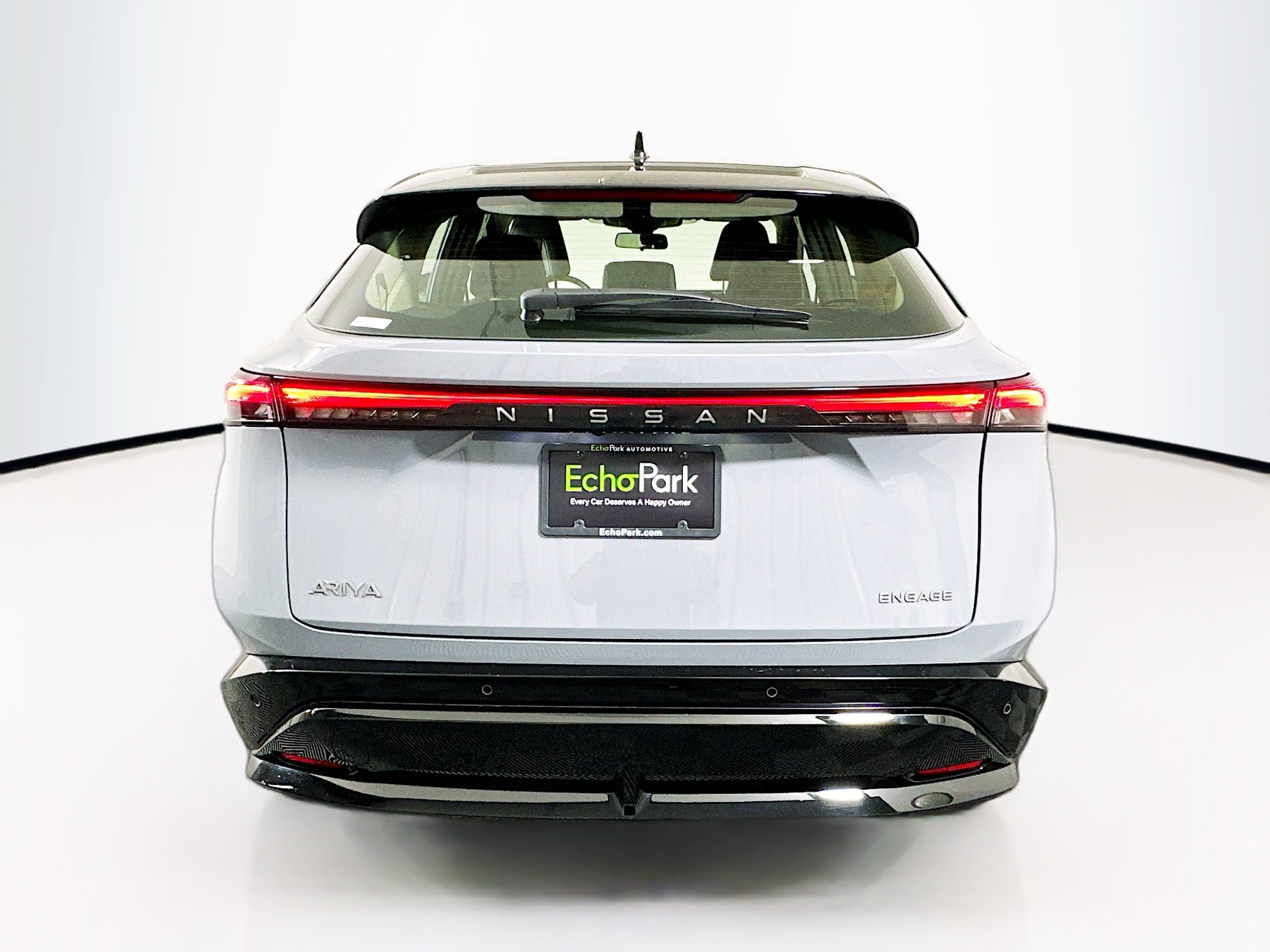 Used 2024 Nissan Ariya FWD image 7