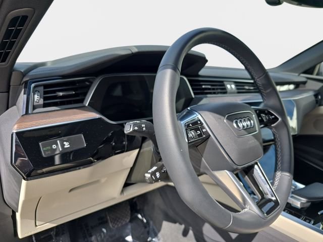 Used 2024 Audi Q8 e-tron Premium Plus w/ Premium Plus Package AWD/4WD image 20