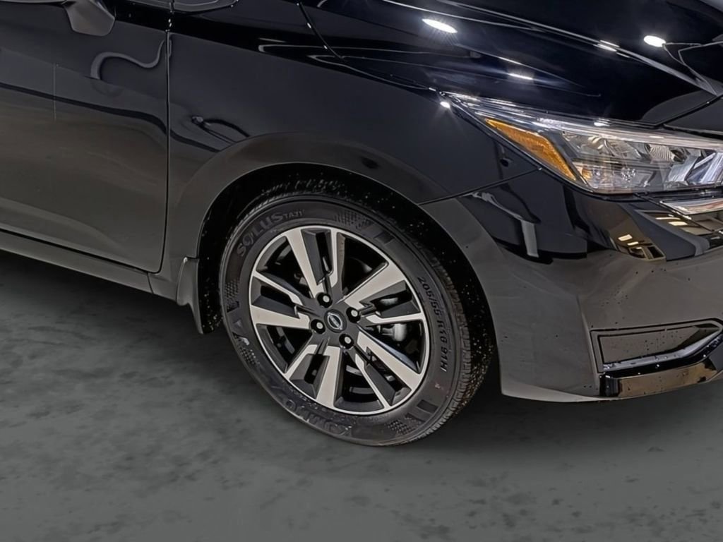 Used 2025 Nissan Versa SV w/ Trunk Package image 15