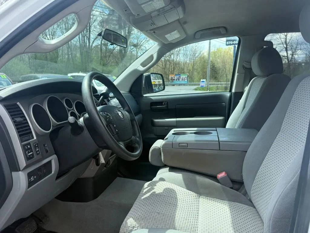 Used 2010 Toyota Tundra 4x4 Double Cab image 10