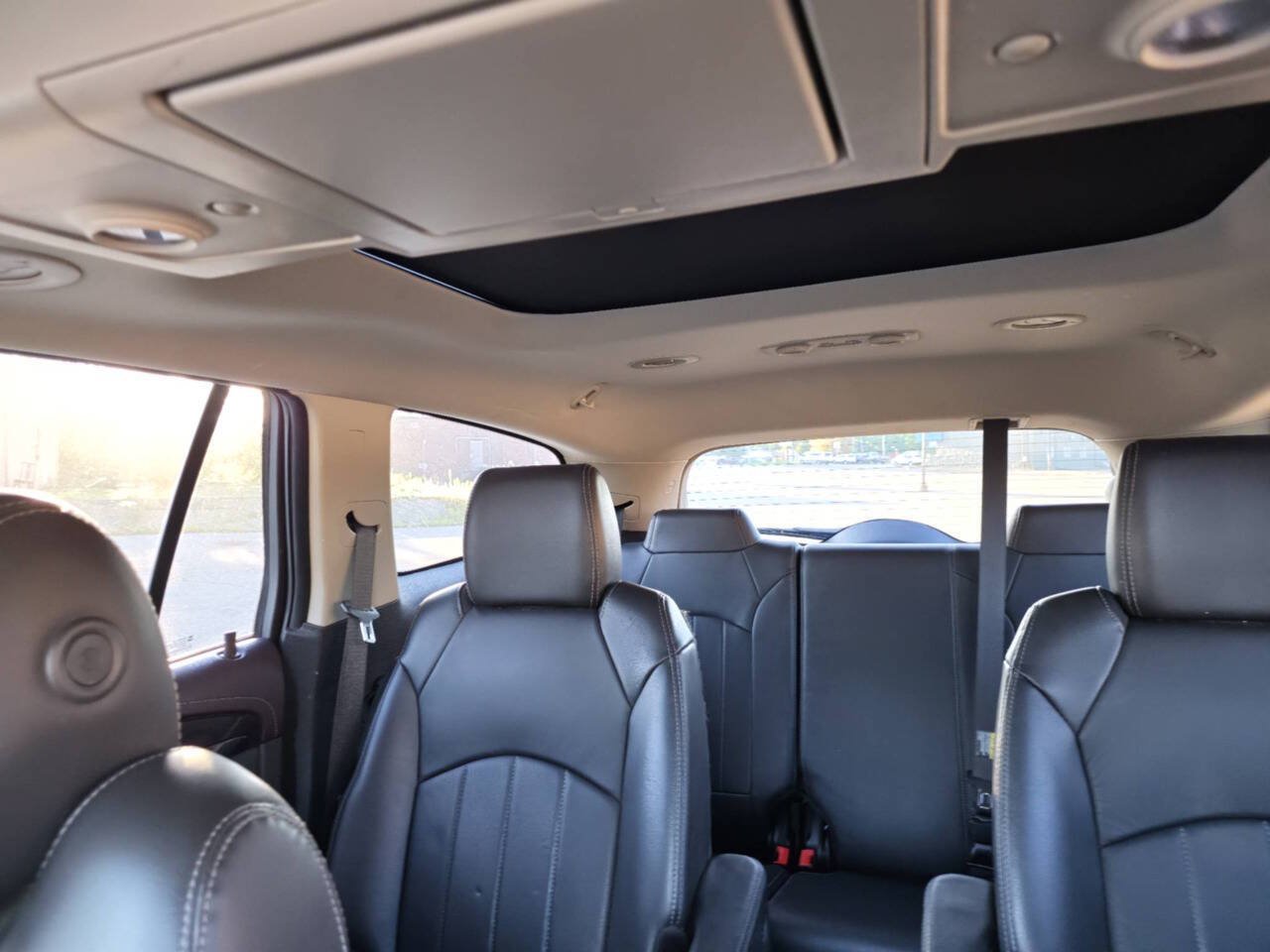 Used 2016 Buick Enclave Leather AWD/4WD image 29