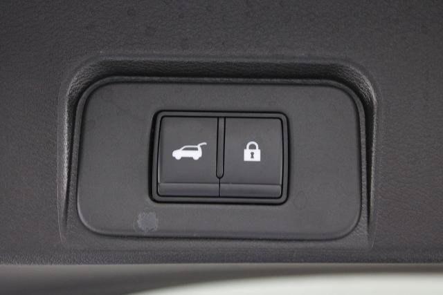 Certified 2026 Nissan Rogue SL FWD image 19