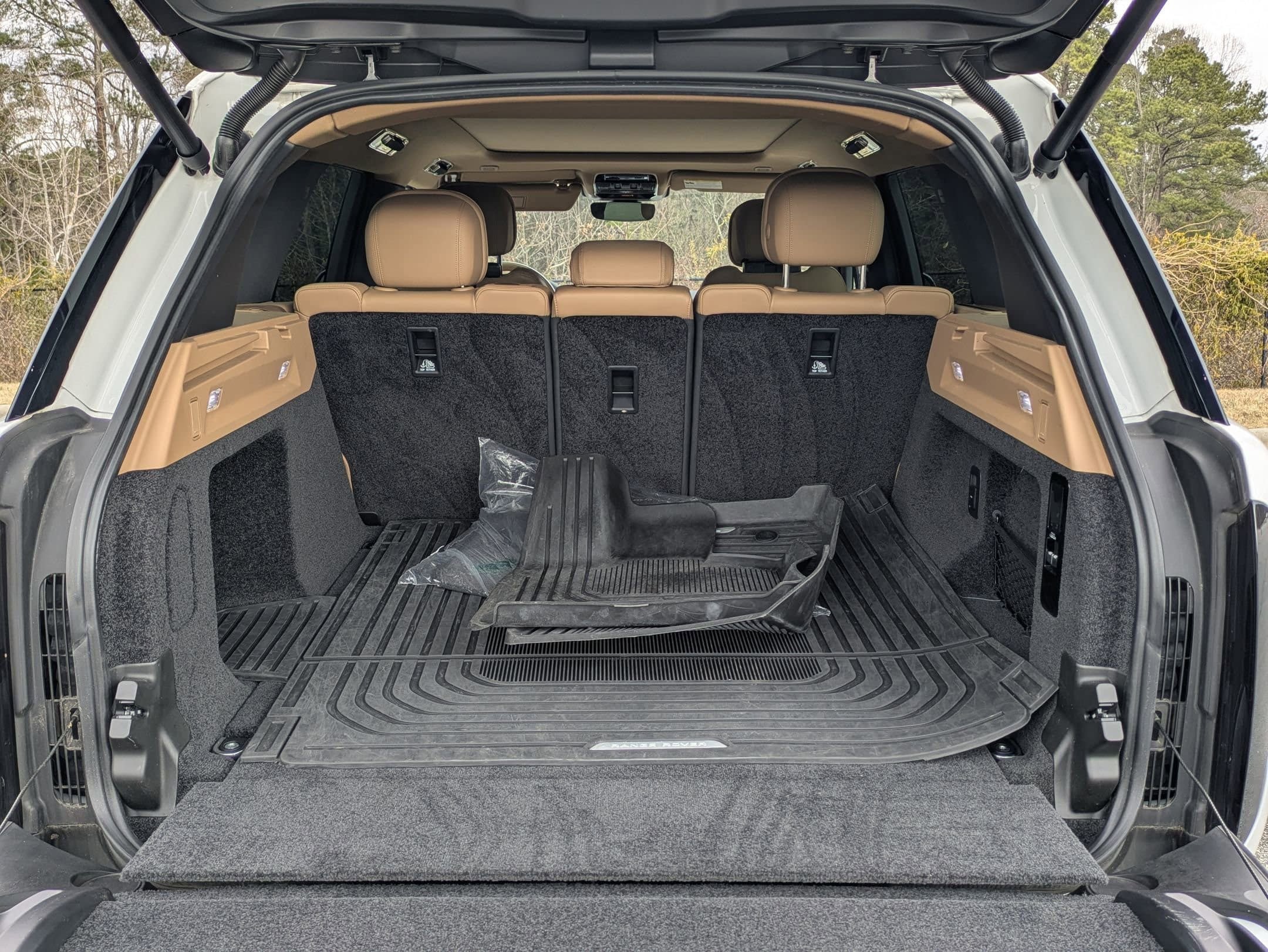 Certified 2023 Land Rover Range Rover SE image 27