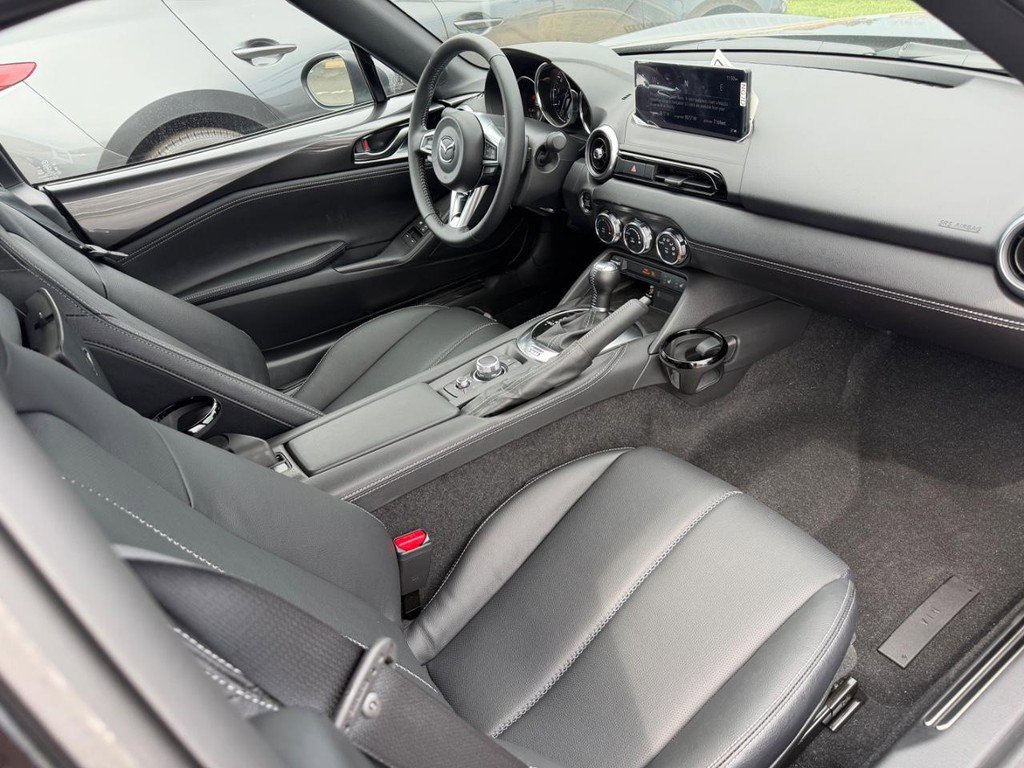 New 2026 MAZDA MX-5 Miata RF Grand Touring image 5