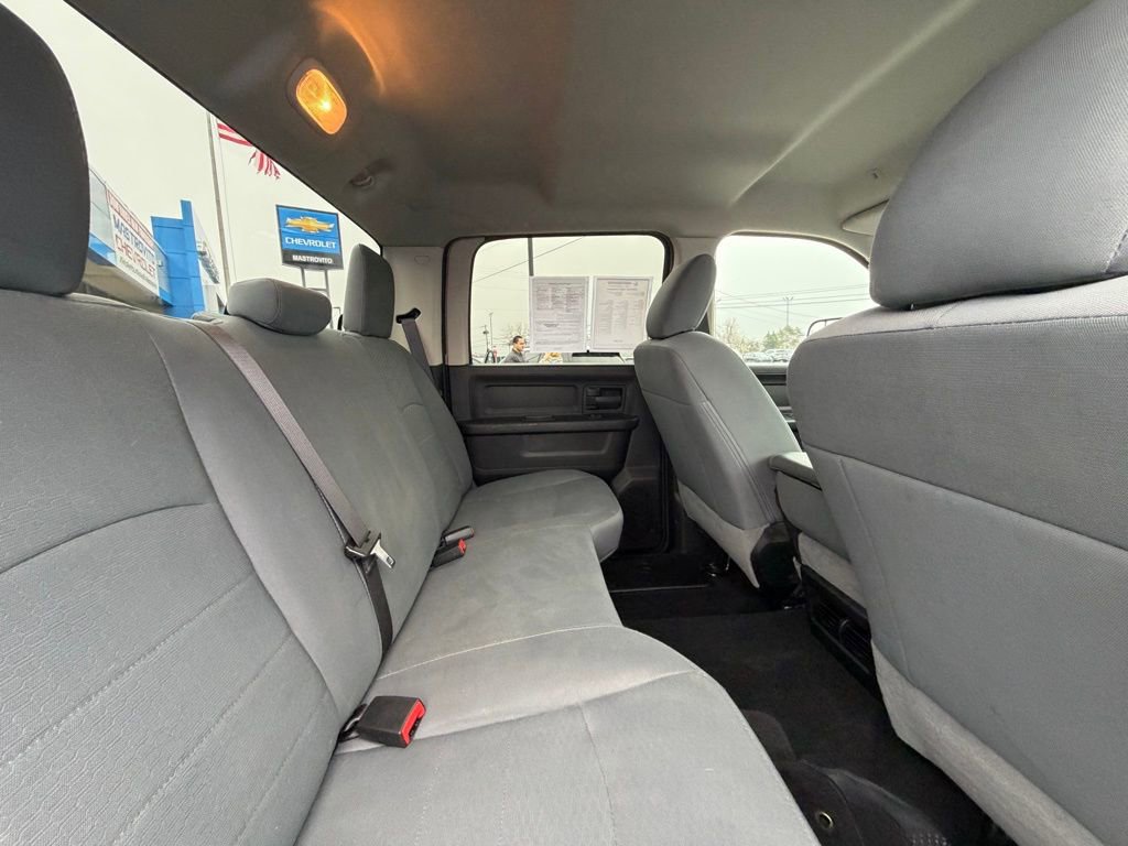 Used 2018 RAM 2500 Tradesman w/ Chrome Appearance Group image 27