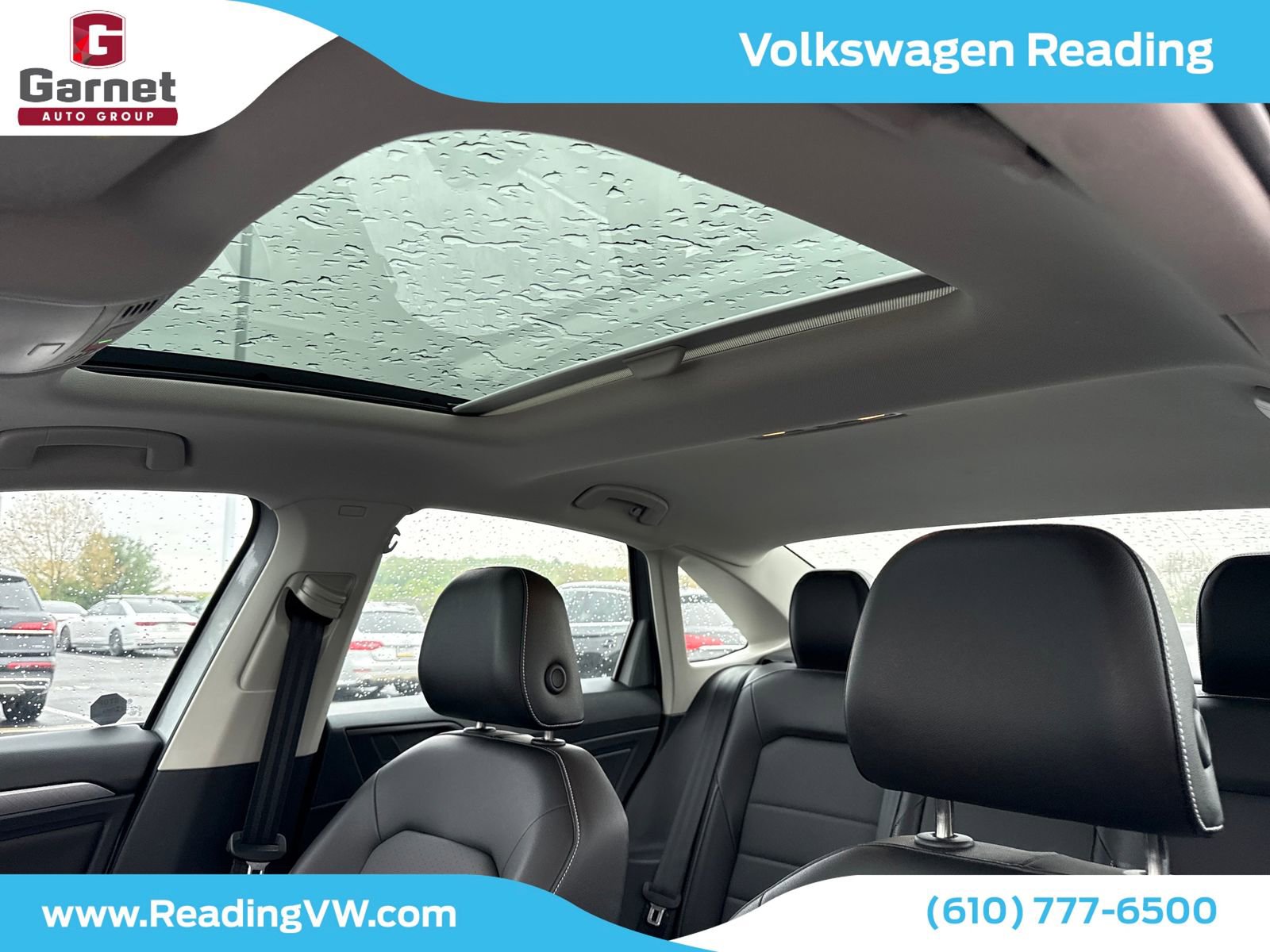 Used 2023 Volkswagen Jetta SE w/ Panoramic Sunroof Package FWD image 13