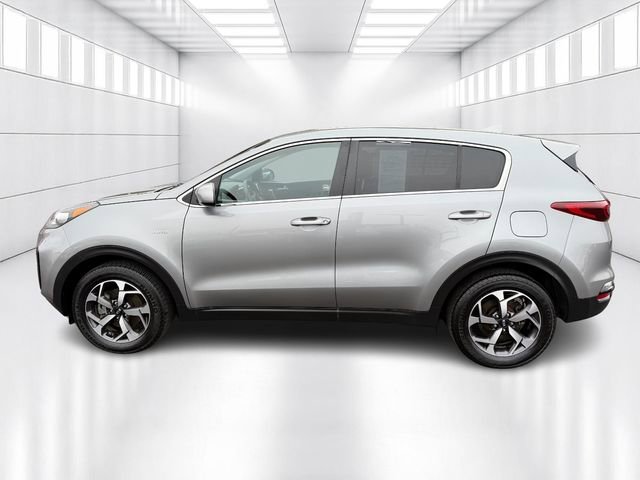 Used 2020 Kia Sportage LX image 8