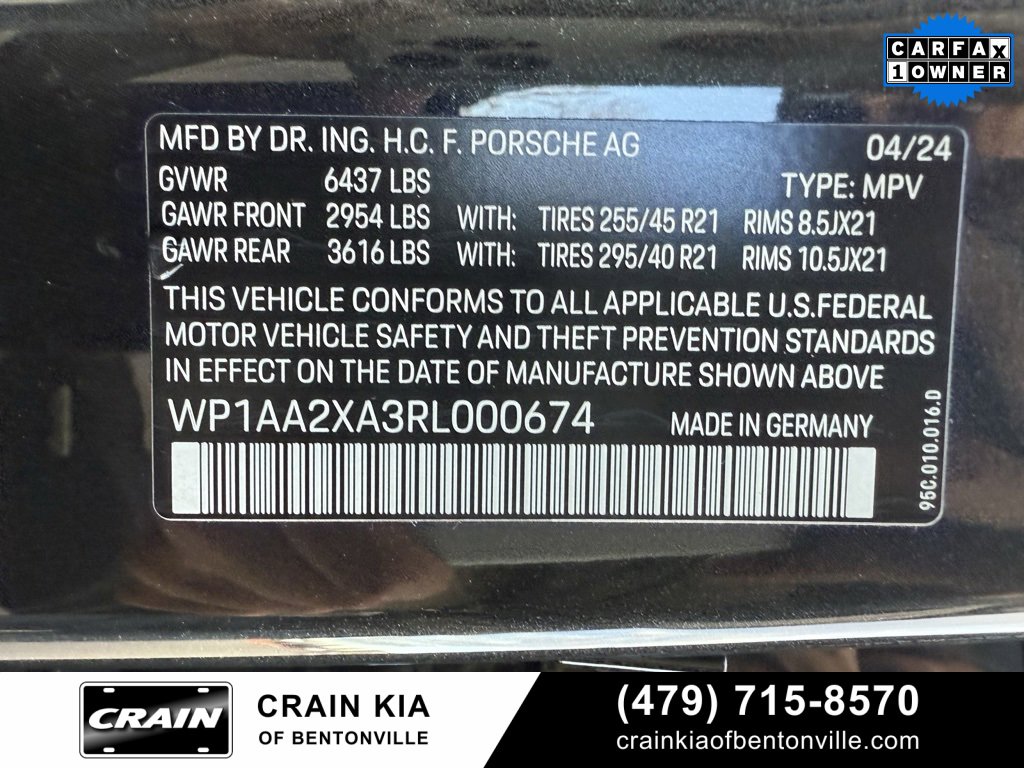 Used 2024 Porsche Macan 4 Electric image 34