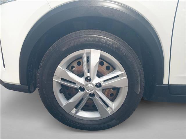 Used 2022 Nissan Kicks S image 10