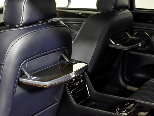 Used 2016 Bentley Flying Spur W12 image 43