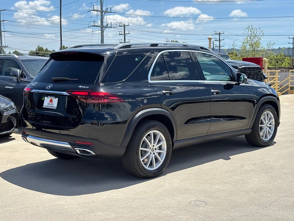 Used 2024 Mercedes-Benz GLE 450e 4MATIC image 4
