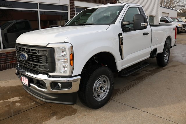 New 2026 Ford F250 XL w/ XL Chrome Package image 5