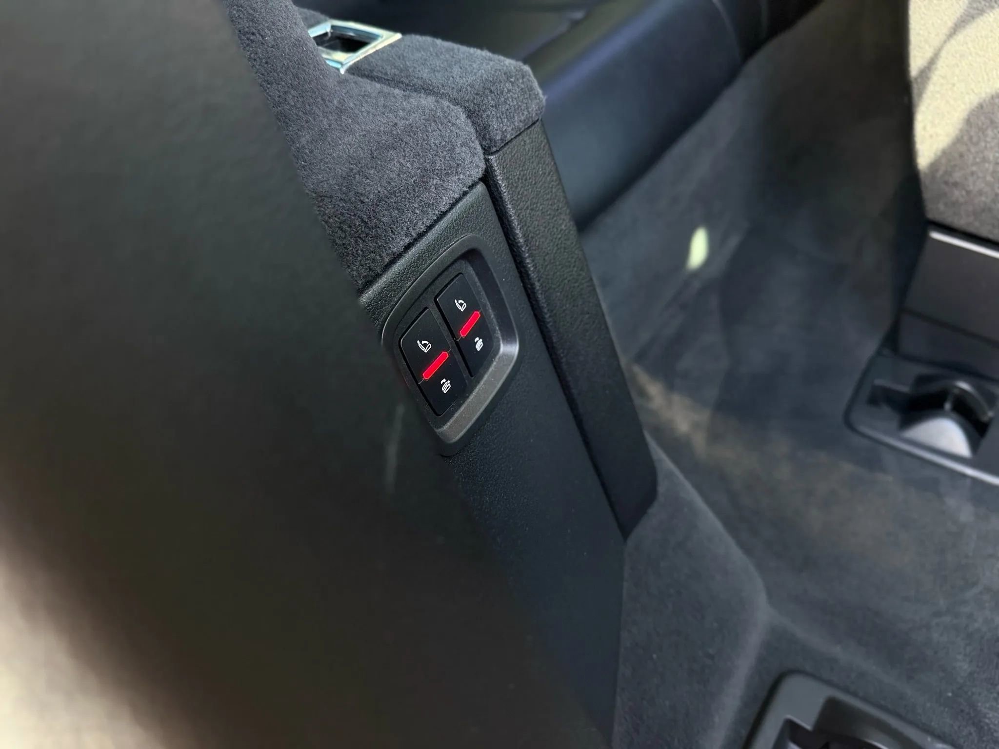 Used 2018 Audi Q7 3.0T Prestige w/ Prestige Package image 24