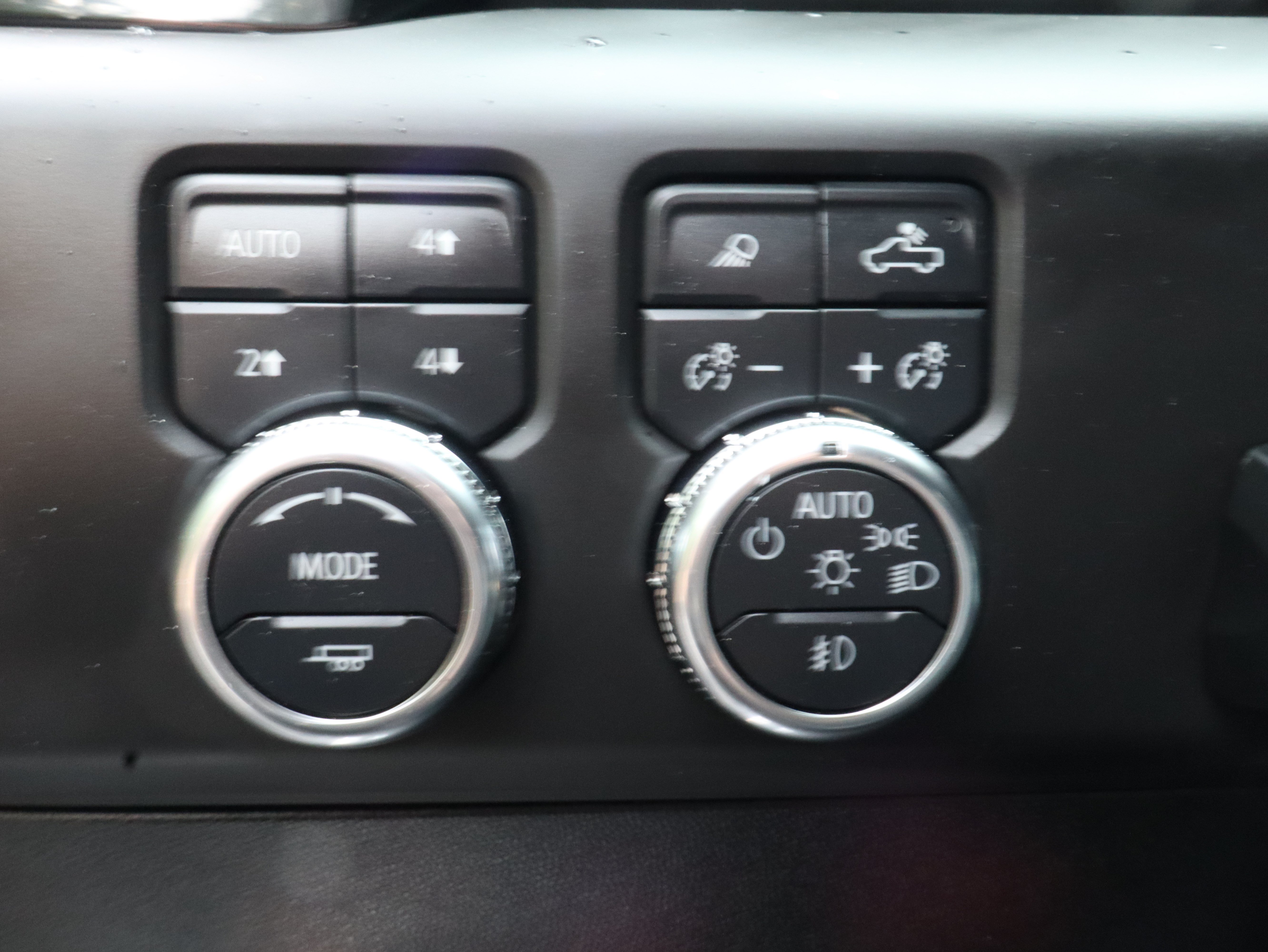 Used 2024 GMC Sierra 3500 AT4 w/ AT4 Premium Plus Package AWD/4WD image 21