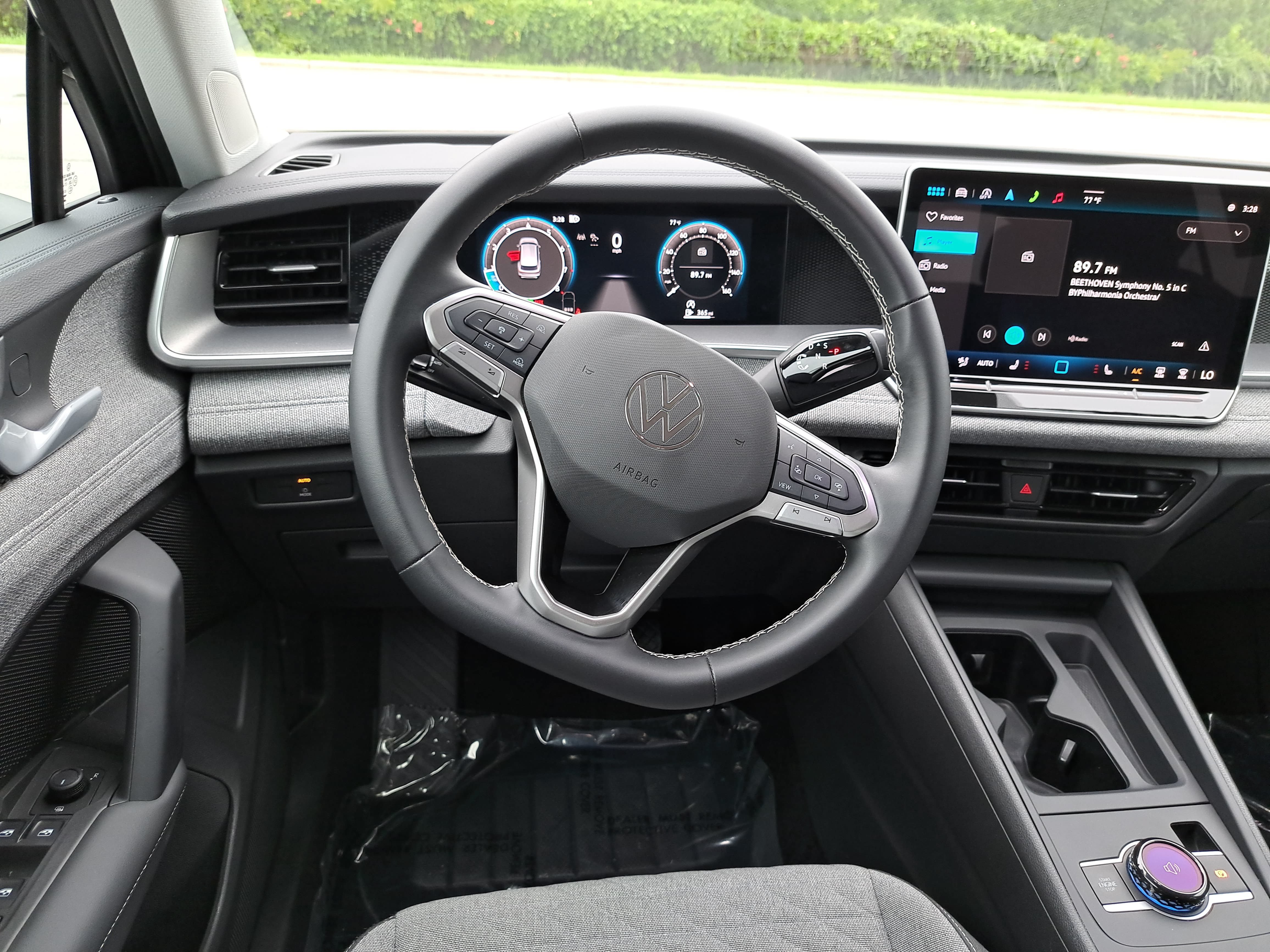 Certified 2025 Volkswagen Tiguan S FWD image 16