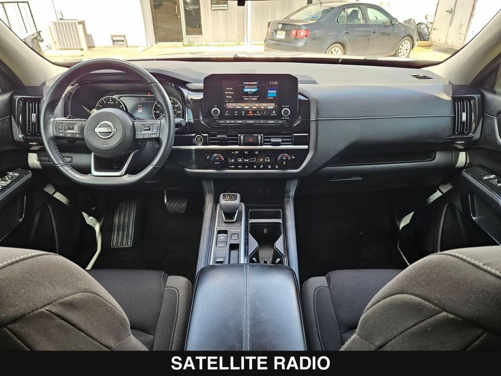 Used 2022 Nissan Pathfinder SV FWD image 20
