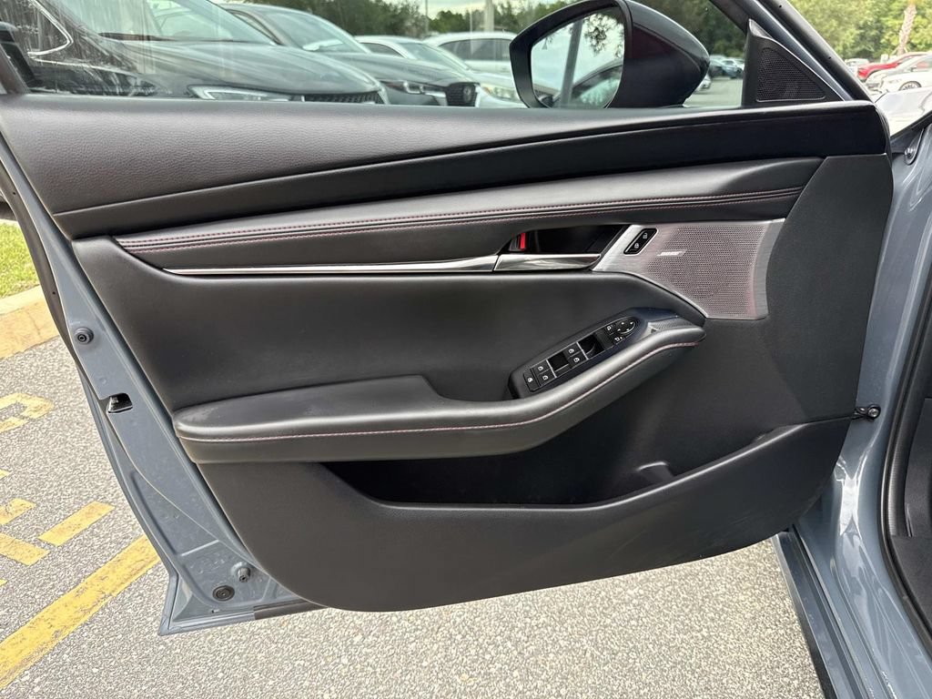 Used 2022 MAZDA MAZDA3 s FWD image 22
