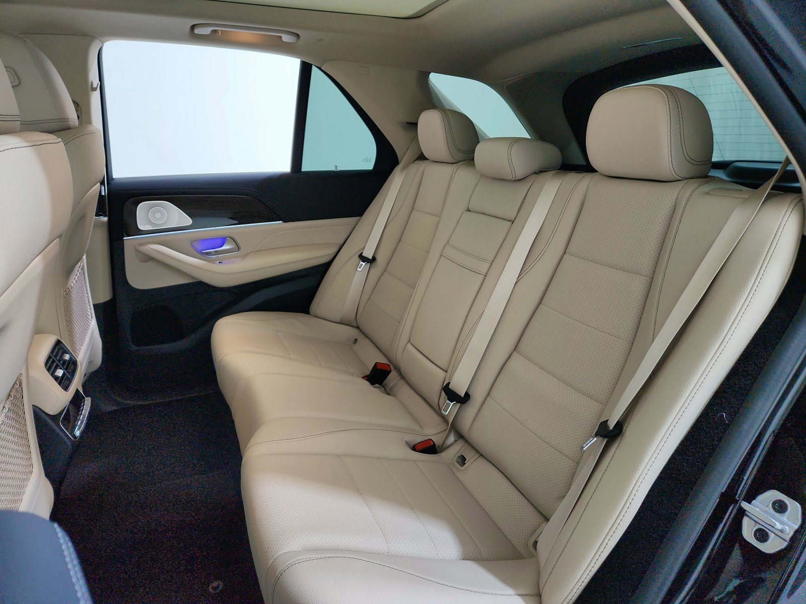 Certified 2026 Mercedes-Benz GLE 350 4MATIC image 11