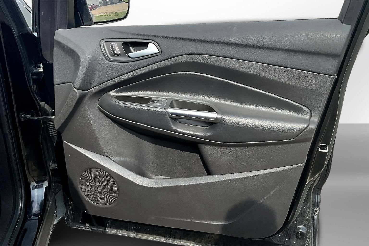 Used 2018 Ford Escape SE w/ SE Sync 3 Package FWD image 26