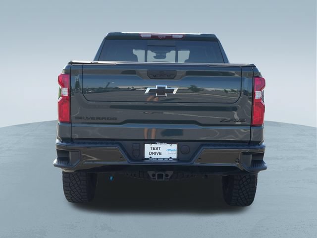 Used 2026 Chevrolet Silverado 1500 ZR2 w/ Dark Appearance Package AWD/4WD image 8