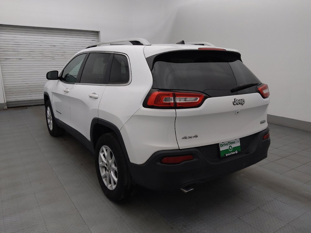 Used 2018 Jeep Cherokee Latitude Plus image 5