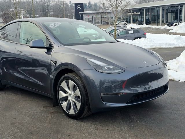 Used 2023 Tesla Model Y Long Range image 2
