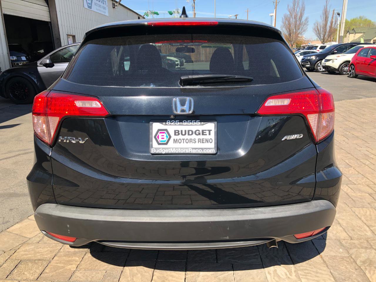 Used 2017 Honda HR-V EX image 3