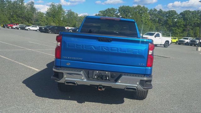 Used 2022 Chevrolet Silverado 1500 LTZ w/ Z71 Off-Road Package AWD/4WD image 7