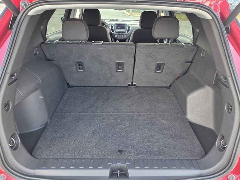 Used 2021 Chevrolet Equinox LT image 11