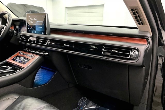 Used 2024 Lincoln Aviator Reserve image 15