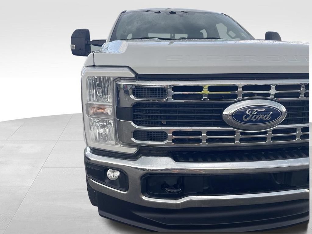 Used 2024 Ford F350 XLT AWD/4WD image 17