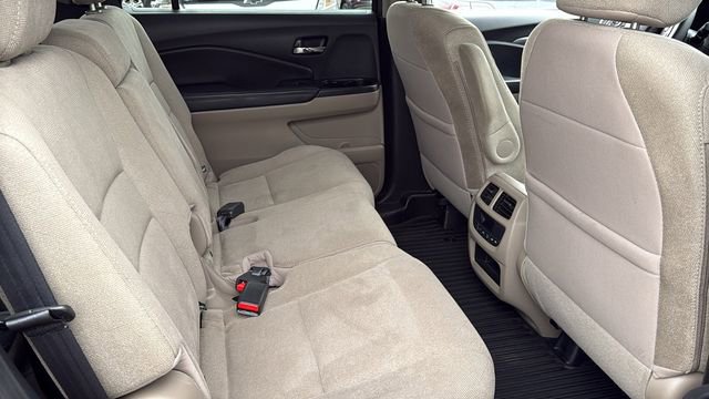 Used 2020 Honda Pilot EX image 33