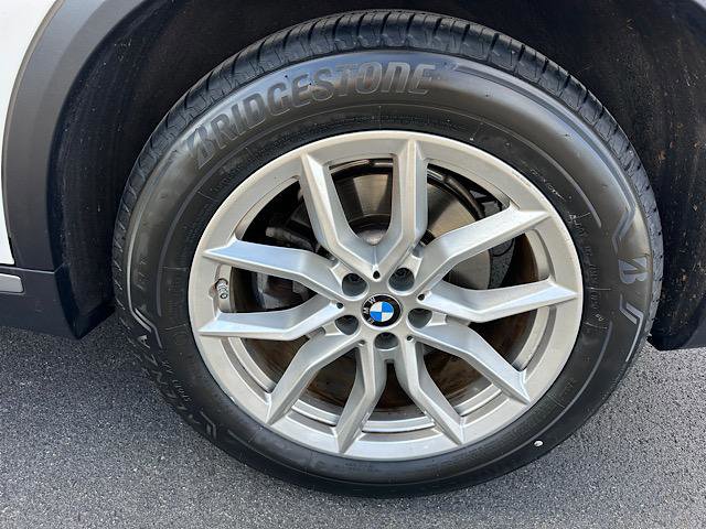 Used 2021 BMW X5 xDrive40i image 30