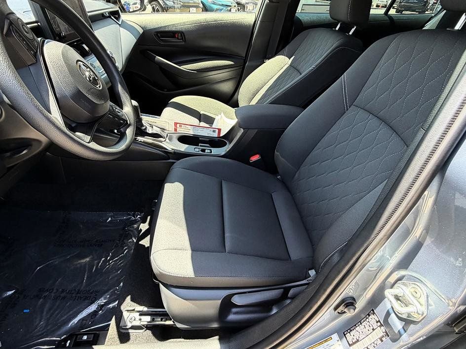 Used 2026 Toyota Corolla LE FWD image 22