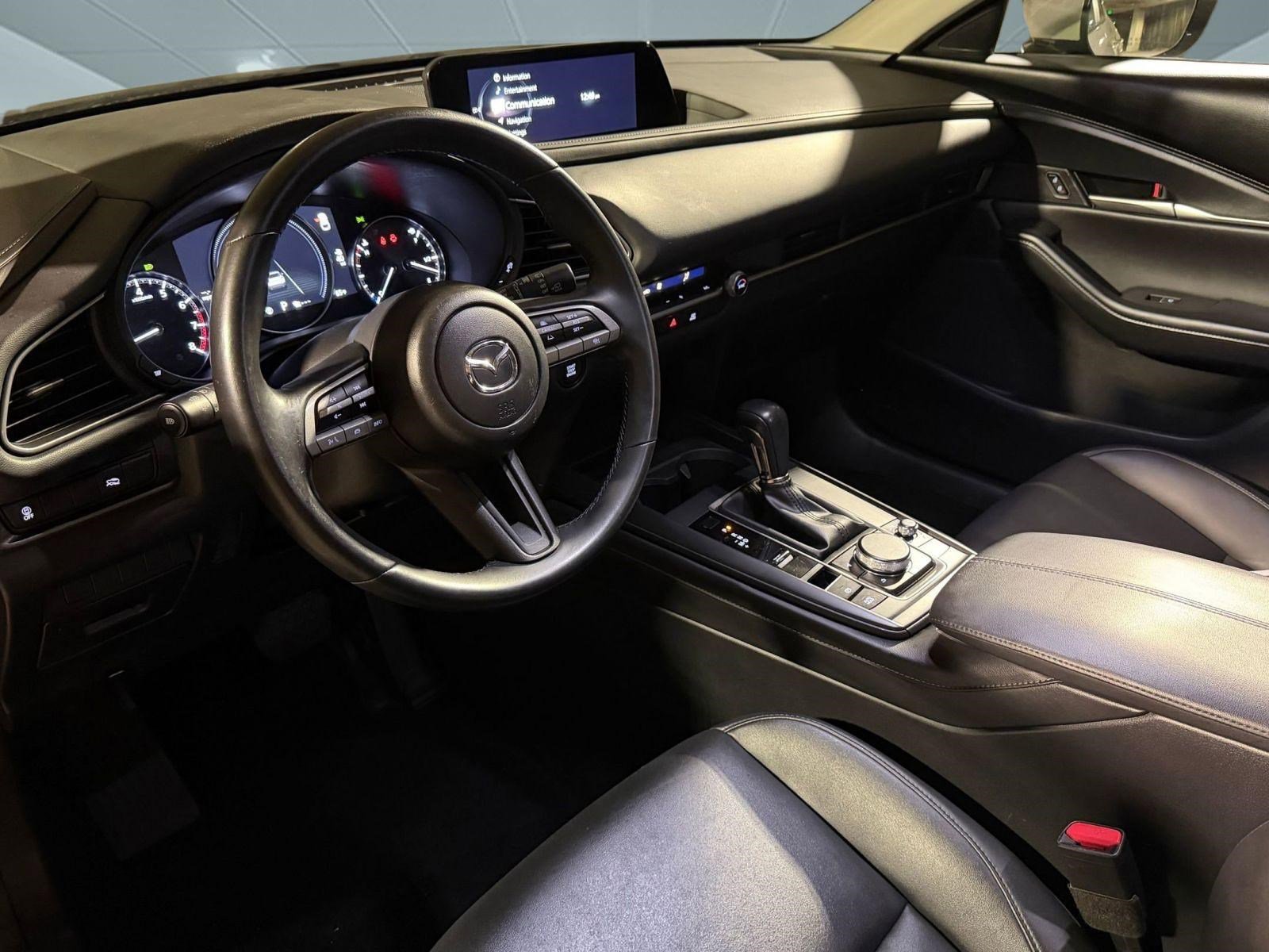 Used 2023 MAZDA CX-30 AWD 2.5 S w/ Select Package image 4