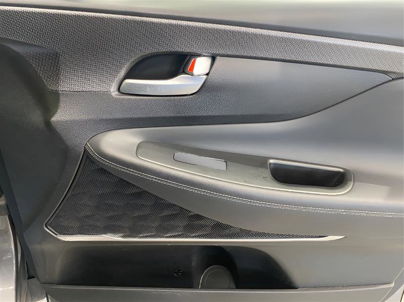Used 2019 Hyundai Santa Fe Limited image 25