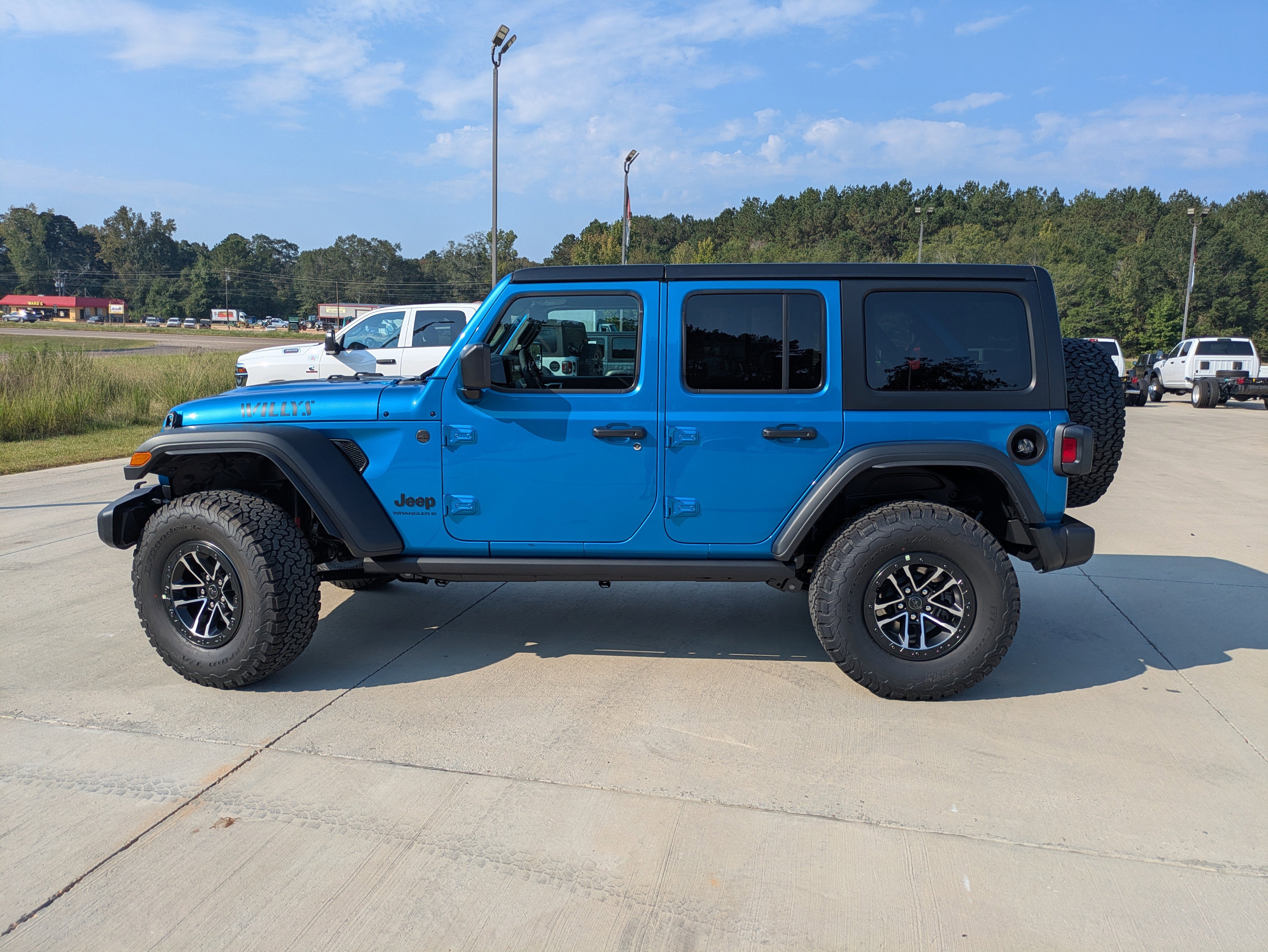 New 2025 Jeep Wrangler Willys image 5