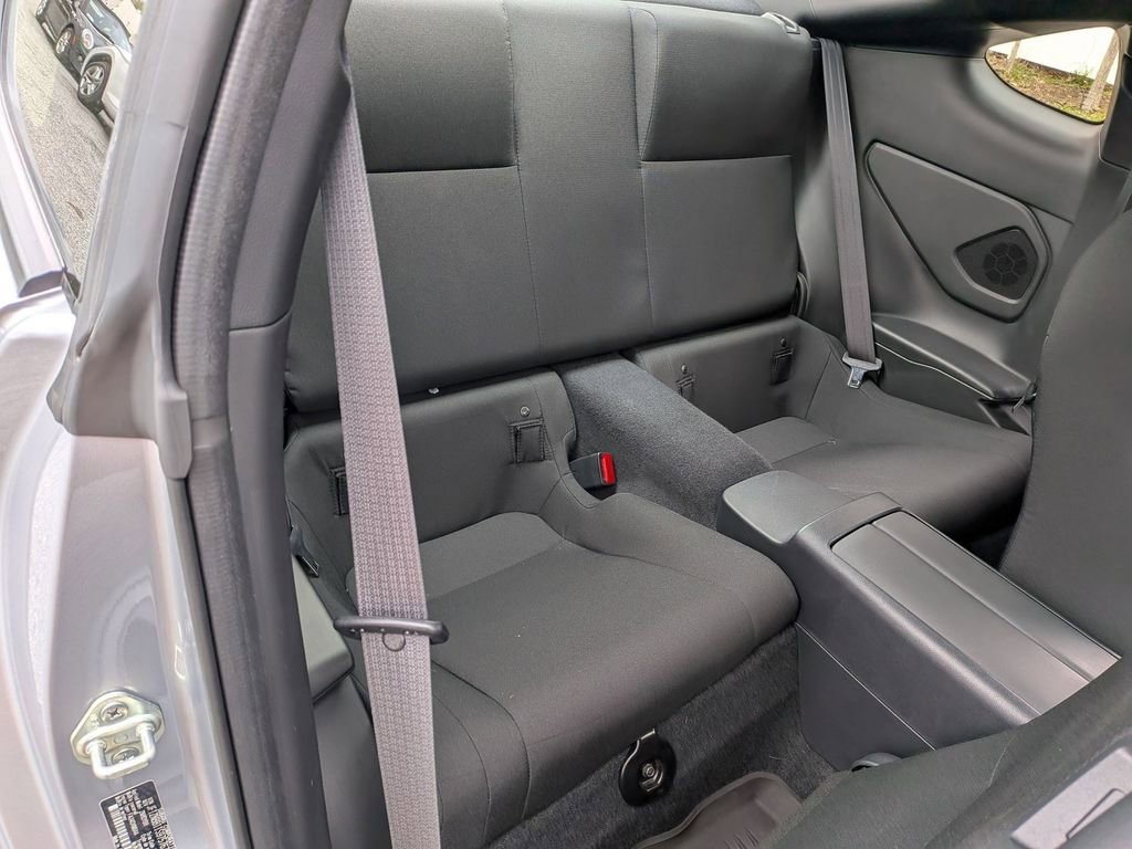 Used 2025 Toyota GR86 w/ ALL Weather Mat Package (TMS) RWD image 20