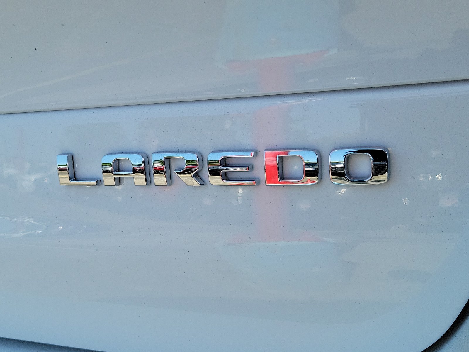 New 2023 Jeep Grand Cherokee L Laredo AWD/4WD image 5